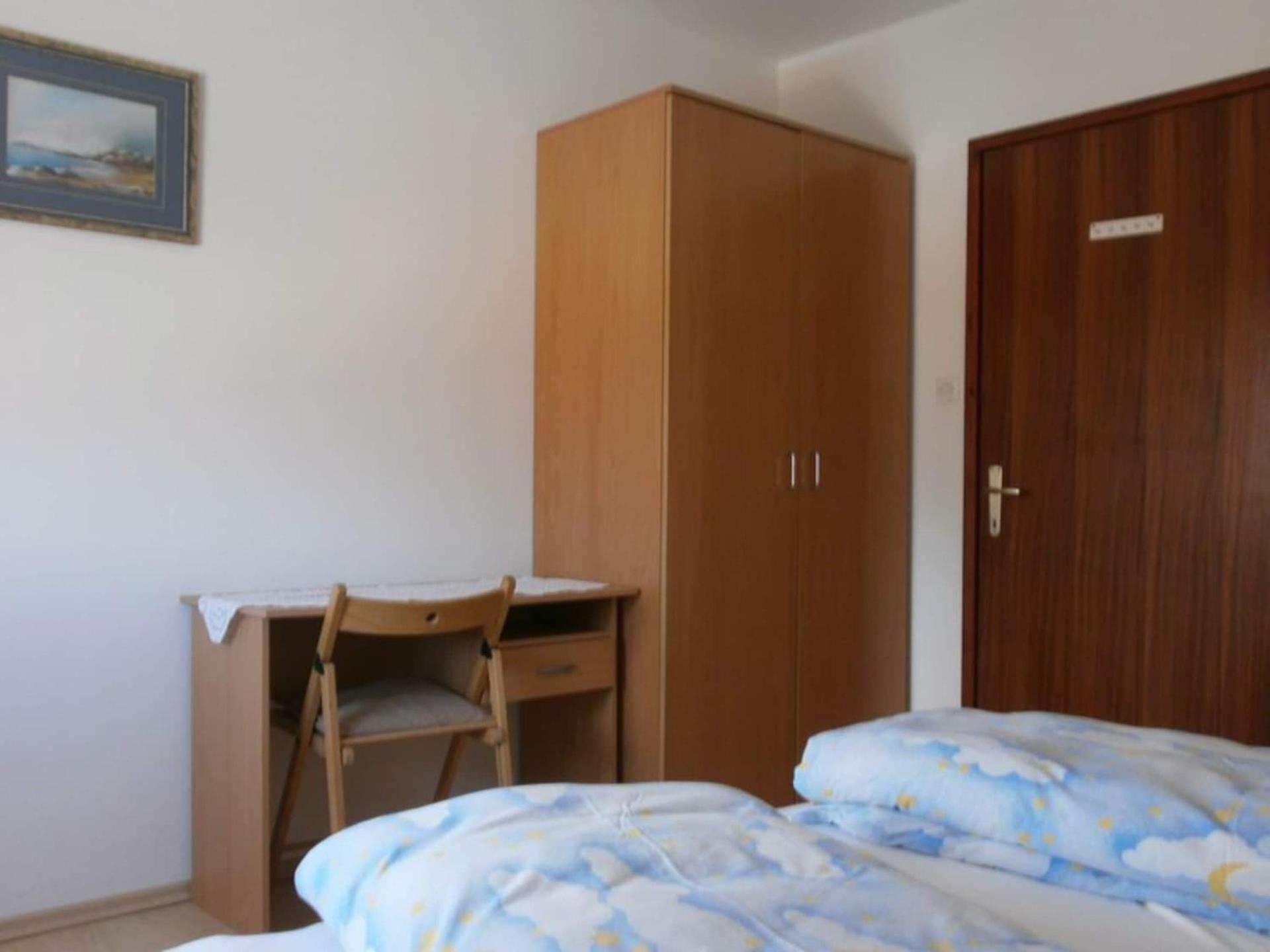Family Apartments Viva Close To The Beach 크르크 외부 사진