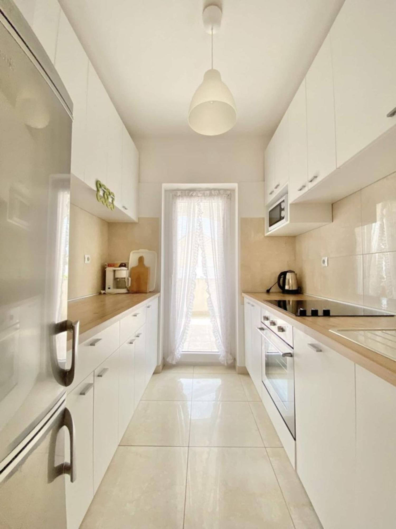 Family Apartments Viva Close To The Beach 크르크 외부 사진